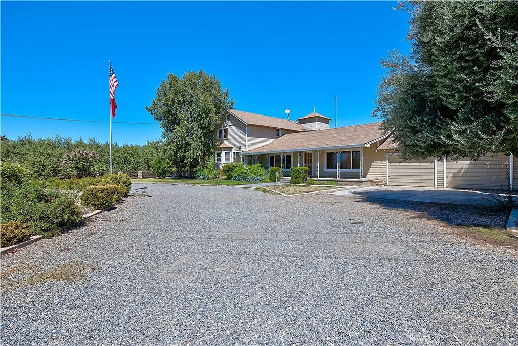 12800 Le Grand Rd photo 1