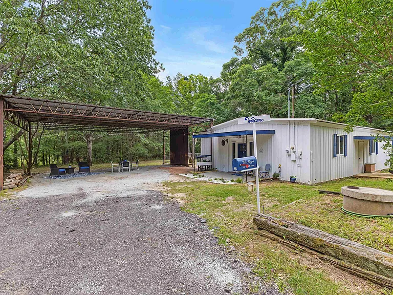 137 Odith Rd — Photo 3
