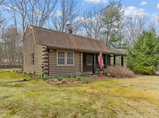 25 Carpenter Rd, Scituate, RI 02825
