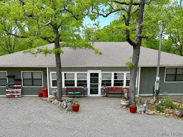 353 Council Tree Dr, Canadian, OK 74425