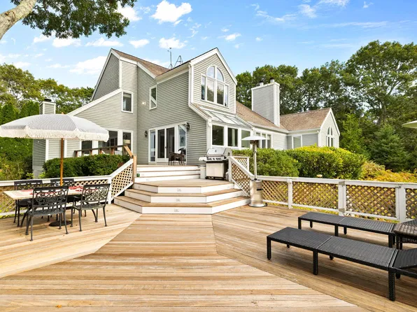 264 Hill And Plain Road, East Falmouth, MA 02536