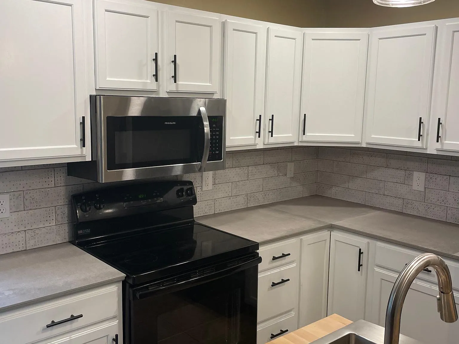 327 W White Pine Ct — Photo 3