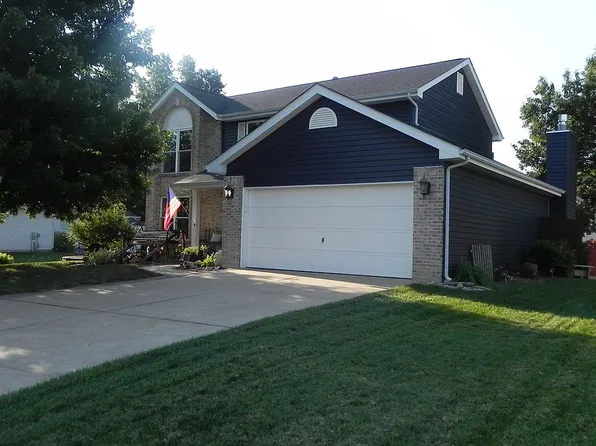 4 Tinsmith Ct, O'Fallon, MO 63366