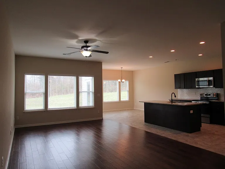 172 Shirley Blvd — Photo 8