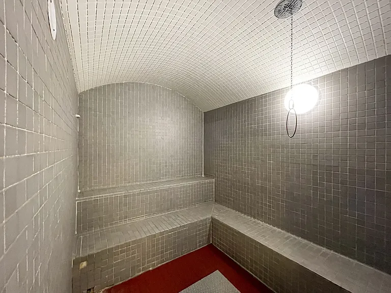 99 Pond Ave #708 — Photo 18