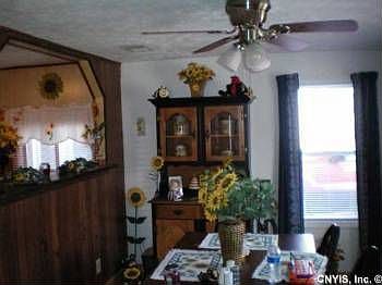 3rd image of 120 Beckwith St