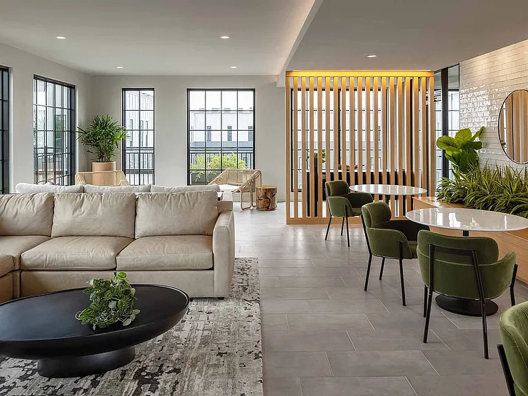 10 - Jaeger Square - Resident Lounge