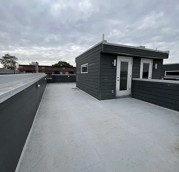 1219 N 5th St #2 — Photo 22