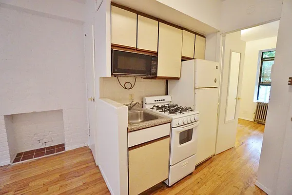 Rented by Best Apartments North Inc | media 12