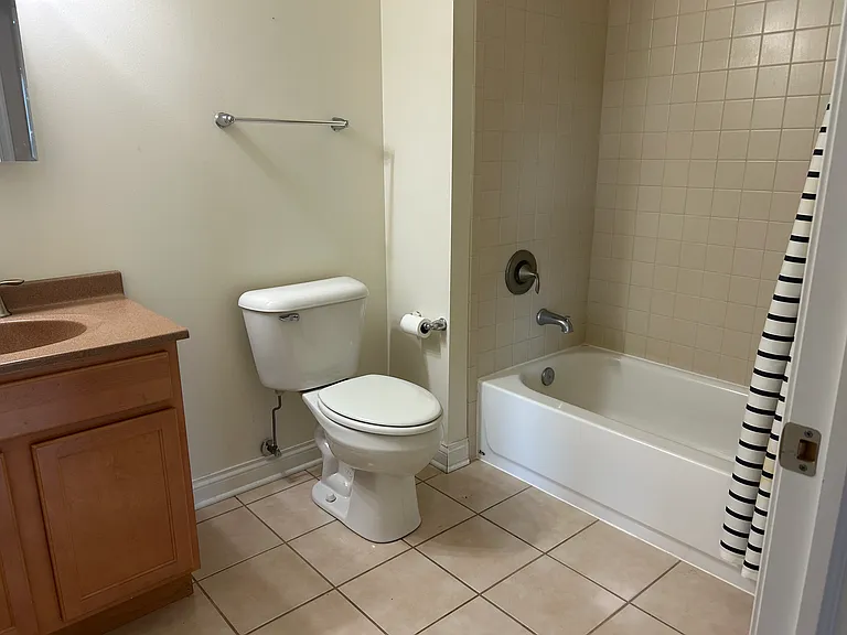 3420 N Old Arlington Heights Rd #203 — Photo 8