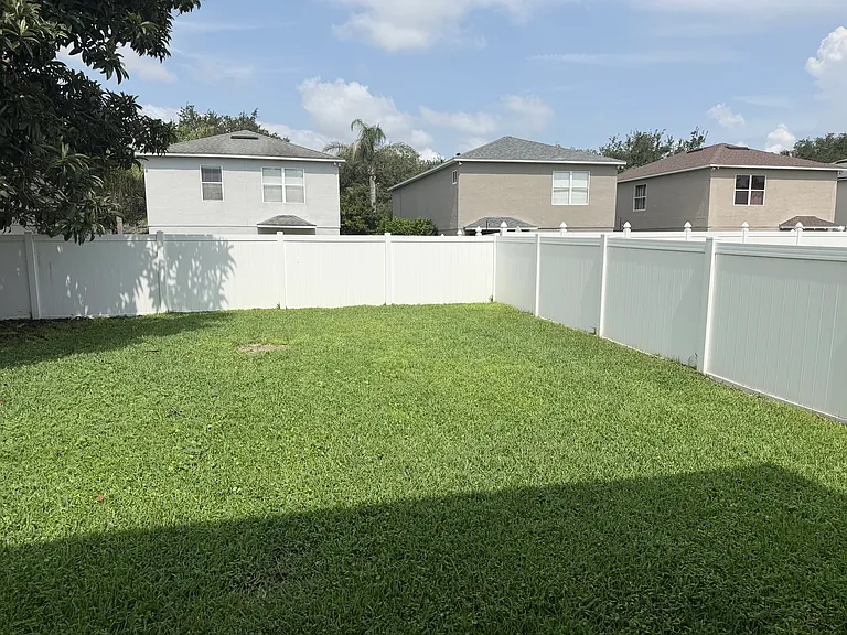 2123 Portcastle Cir — Photo 23