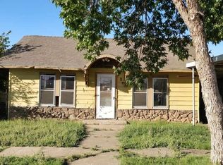 115 E Hallie St, Floydada, TX 79235