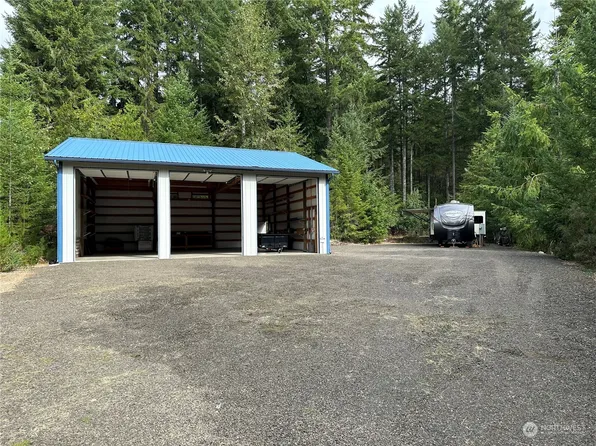151 N Duckabush Drive E, Hoodsport, WA 98548