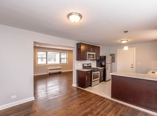 6805 N Ridge Blvd #6805104, Chicago, IL 60645