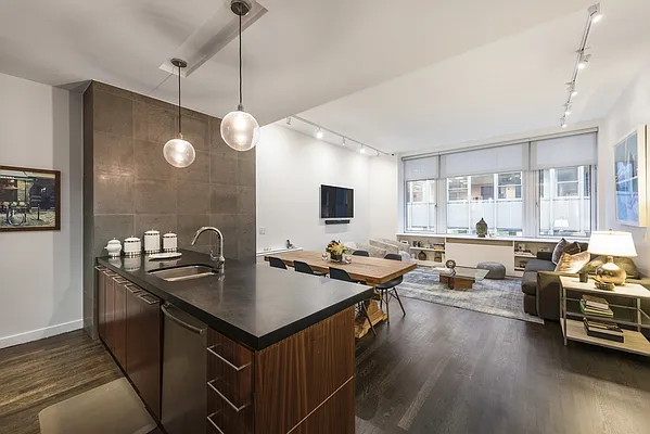 Sold by Nest Seekers International | media 1