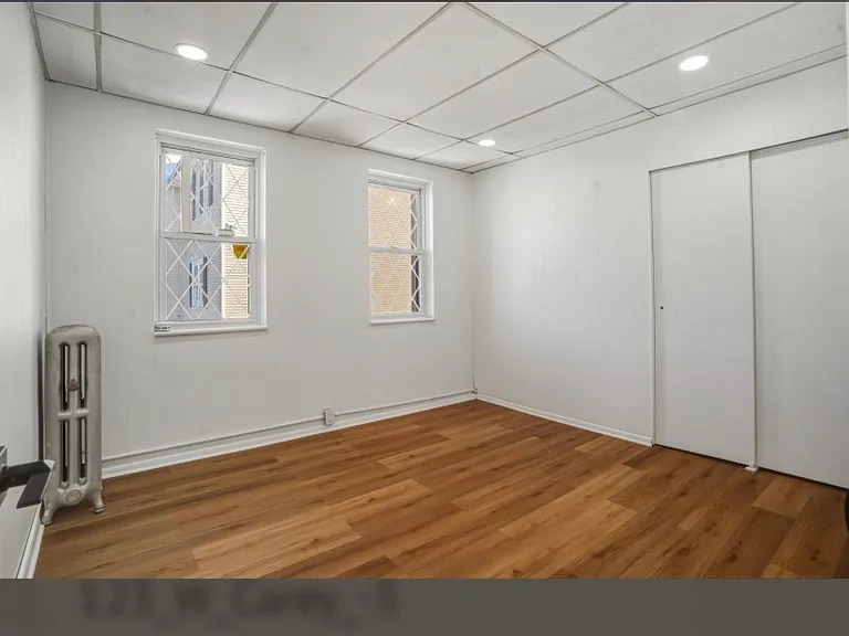 123 W Carey St — Photo 11