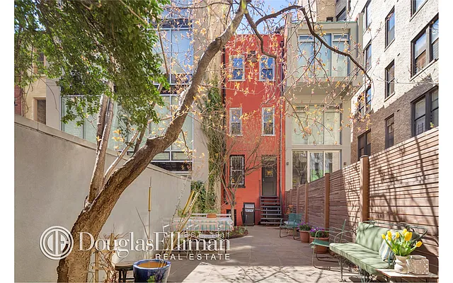 Sold by Douglas Elliman | media 22