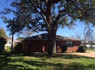 4105 Mountain View Rd, Kingsland, TX 78639