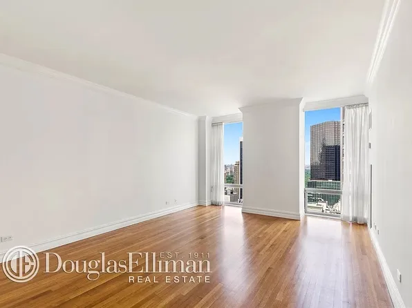 641 5th Avenue image 6 of 13