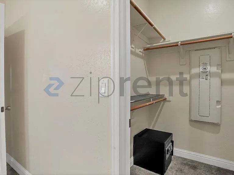5462 W Floradora Ave — Photo 32