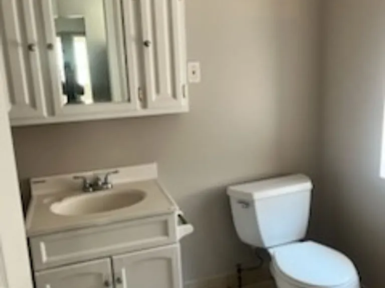 4040 Spruce St — Photo 32