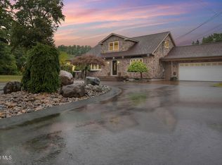 200 Maeotsa Ln, Guilderland, NY 12009