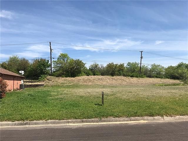 1st image of 6508 Basswood Dr