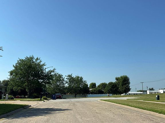 4th image of 206 S Q Ave