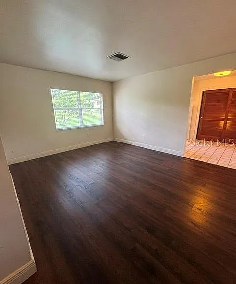 37623 Camphor Dr — Photo 2