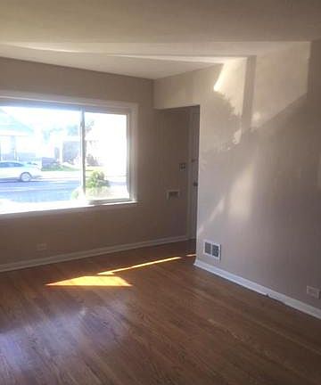 3rd image of 13219 S Avenue O