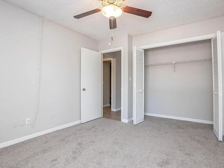 Westwood Crossing — Photo 108