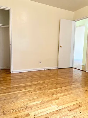 Rented by New York Residence | media 29