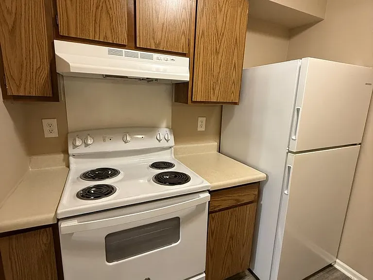 Foxfire West Apartments — Photo 35