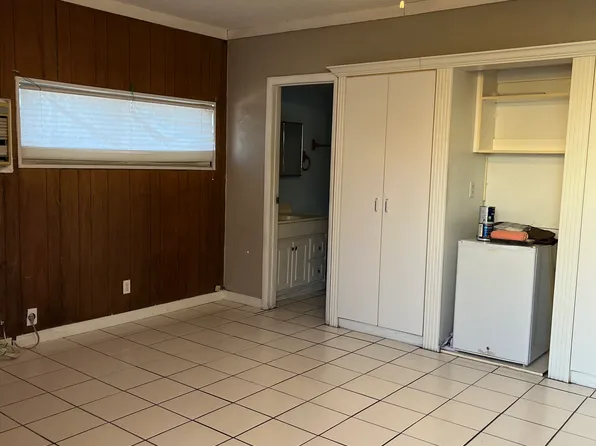 6324 Factor Ave, Las Vegas, NV 89107