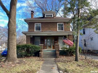 818 S Walnut St, Springfield, IL 62704