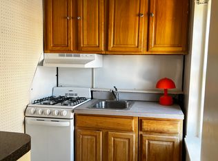 2125 Locust St APT 18, Philadelphia, PA 19103