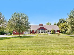 32111 Westlady Dr, Beverly Hills, MI 48025