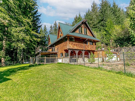 3rd image of 42440 SE Wildcat Mountain Dr