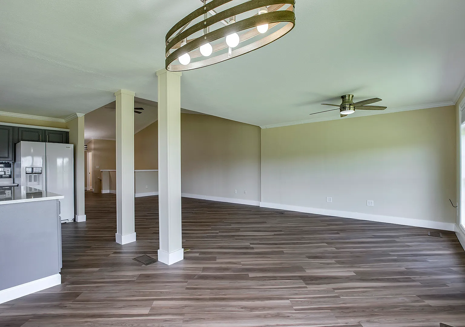 310 Dilegwa Way - 1 — Photo 2