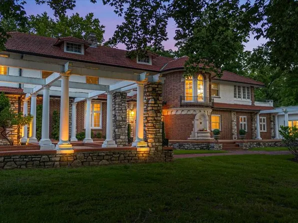 1601 S Warson Rd, Saint Louis, MO 63124