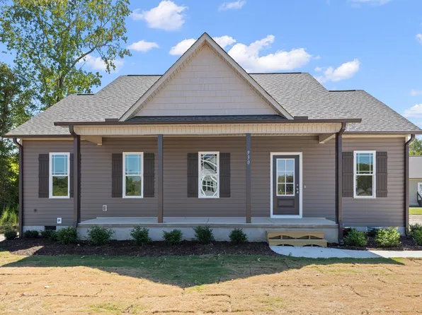 930 Micro Rd W, Selma, NC 27576