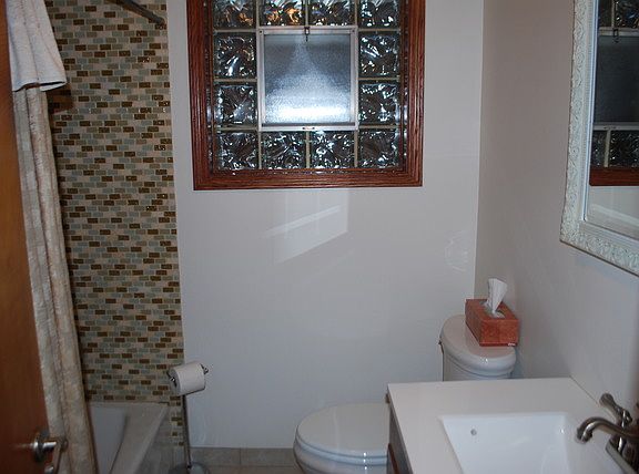 2nd image of 7309 N Oriole Ave