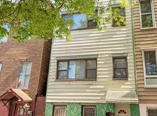 114 Powers St, Brooklyn, NY 11211