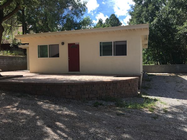 1711 1/4 E Arrowhead Ave