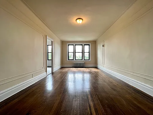 Rented by R New York | media 11