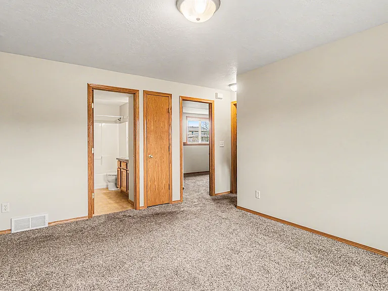 7804 W 44th St — Photo 12