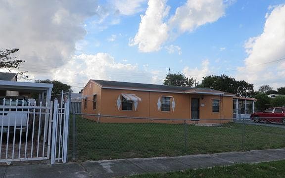3rd image of 15750 NW 17th Ct
