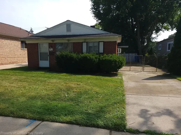 4921 Gertrude St, Dearborn Heights, MI 48125