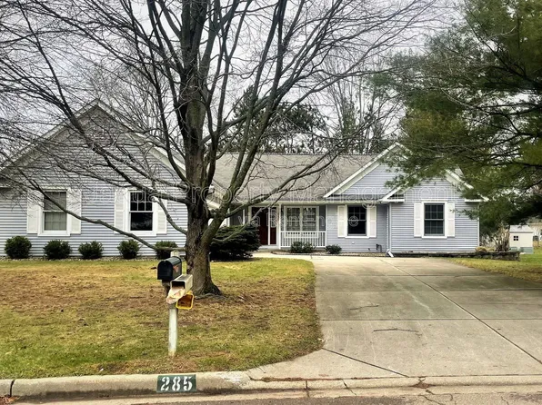 285 Trafalgar Trl, Portage, MI 49002