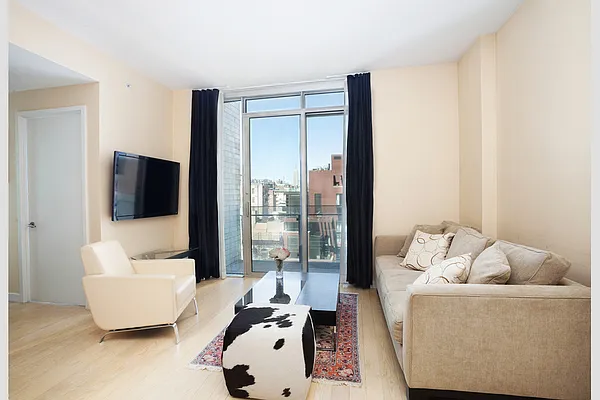 Sold by Stribling | media 12